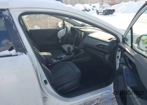 2024 Subaru Crosstrek Premium z USA, uszkodzony, nr VIN JF2GUADCXR8266767